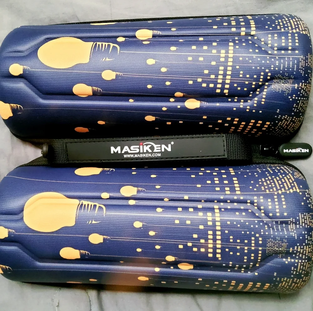 Masiken Hardshell carrying case